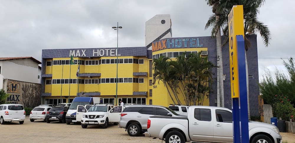 Max Hotel - carbon neutral hotel in Arcoverde