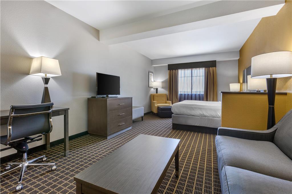 Best Western Plus Lampasas Inn & Suites - photo 8