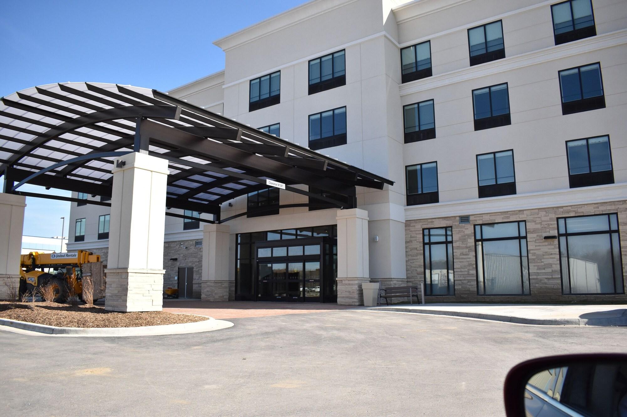 Holiday Inn Kansas City Northeast by IHG - photo 10