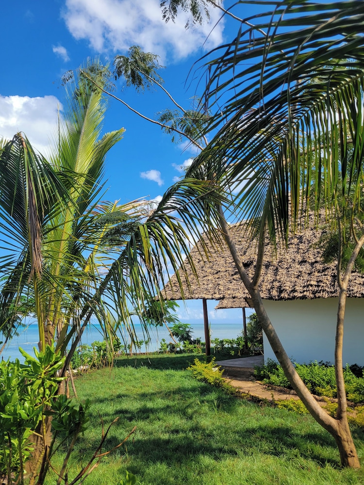 Kidoti Bay - last minute hotel in Zanzibar