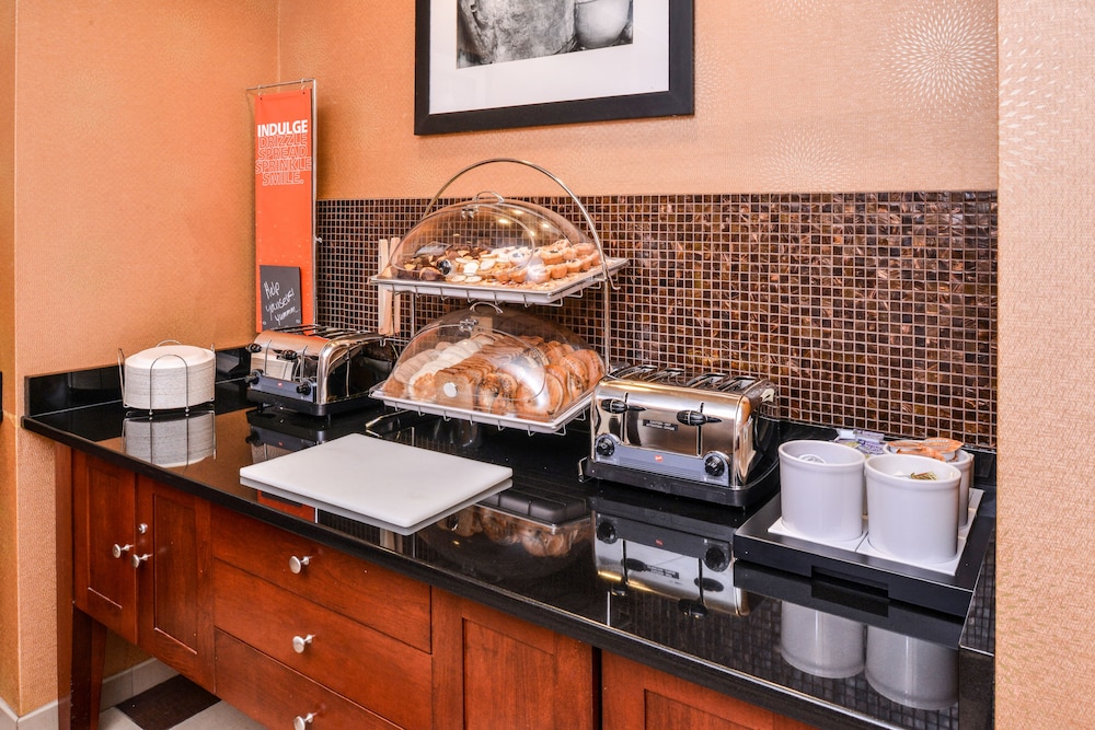 Hampton Inn & Suites Plymouth - photo 47