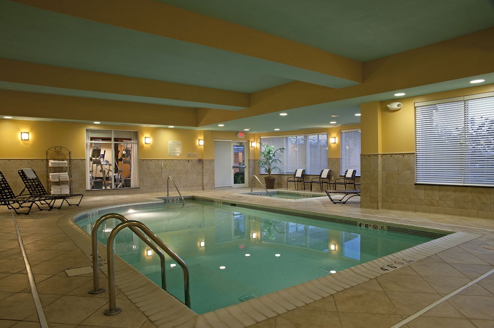Hilton Garden Inn Indianapolis Airport - photo 34