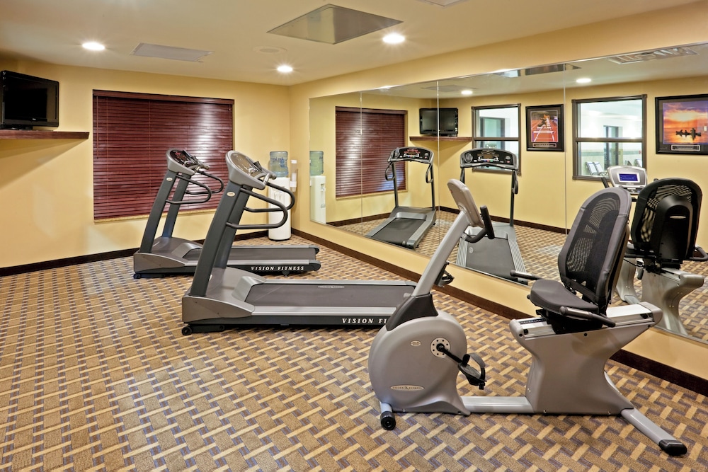 Holiday Inn Express Hotel & Suites Syracuse North Cicero by IHG - photo 24