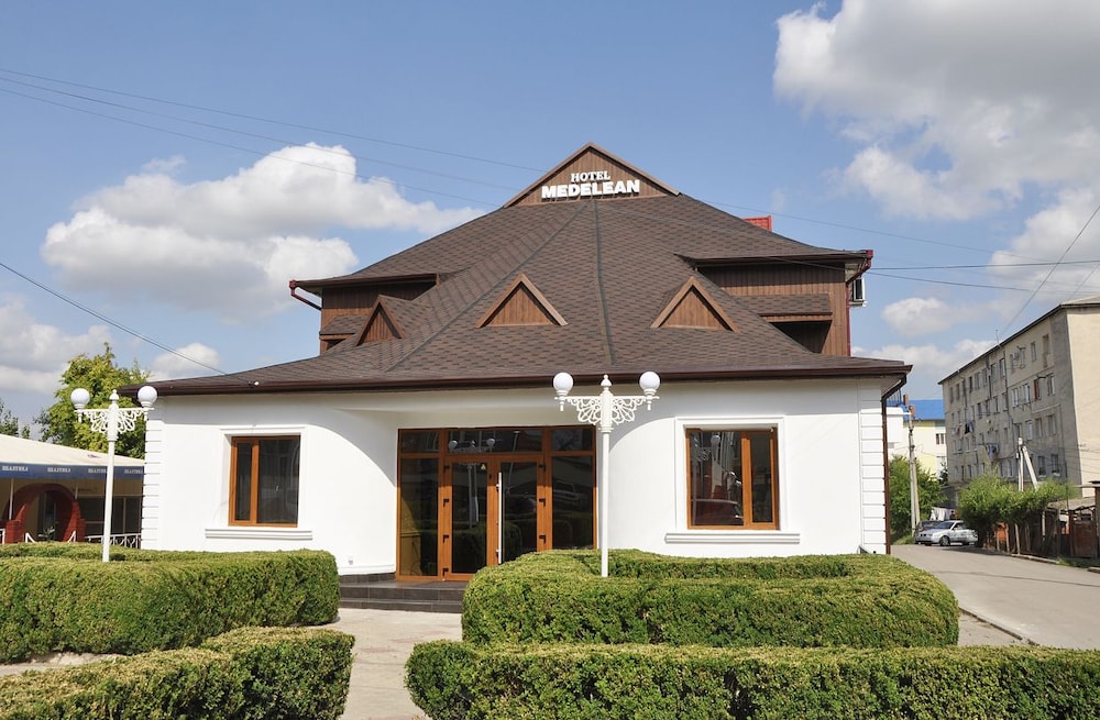 Medelean Hotel Hostel in Comrat, Moldova