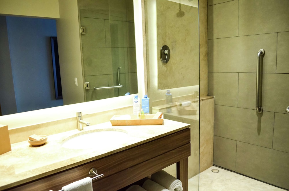 Bathroom shower