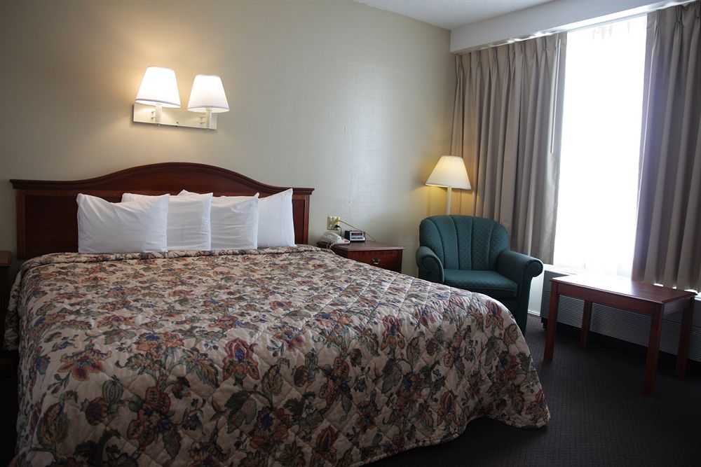 Garden Inn New Stanton Greensburg - photo 5