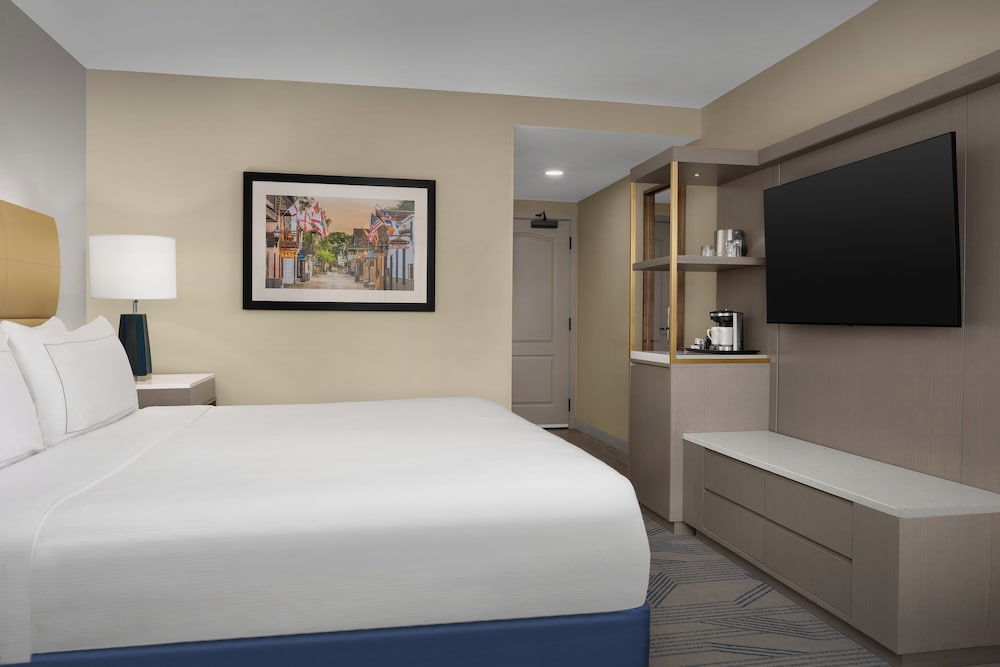 DoubleTree by Hilton St. Augustine Historic District - photo 11