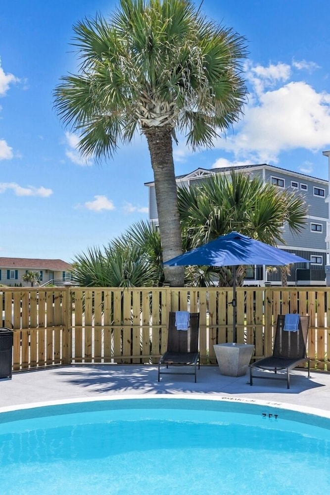 The Beach House at Oak Island by Carolina Resorts - photo 26