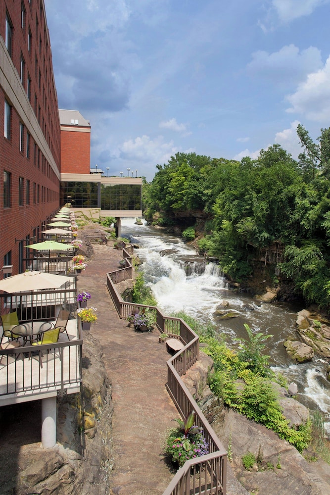 Sheraton Suites Akron Cuyahoga Falls - photo 32