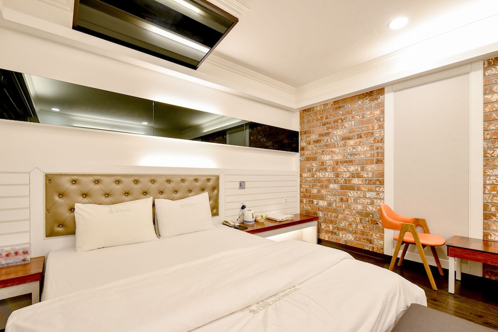 Chicago Motel — hotel in Ulsan