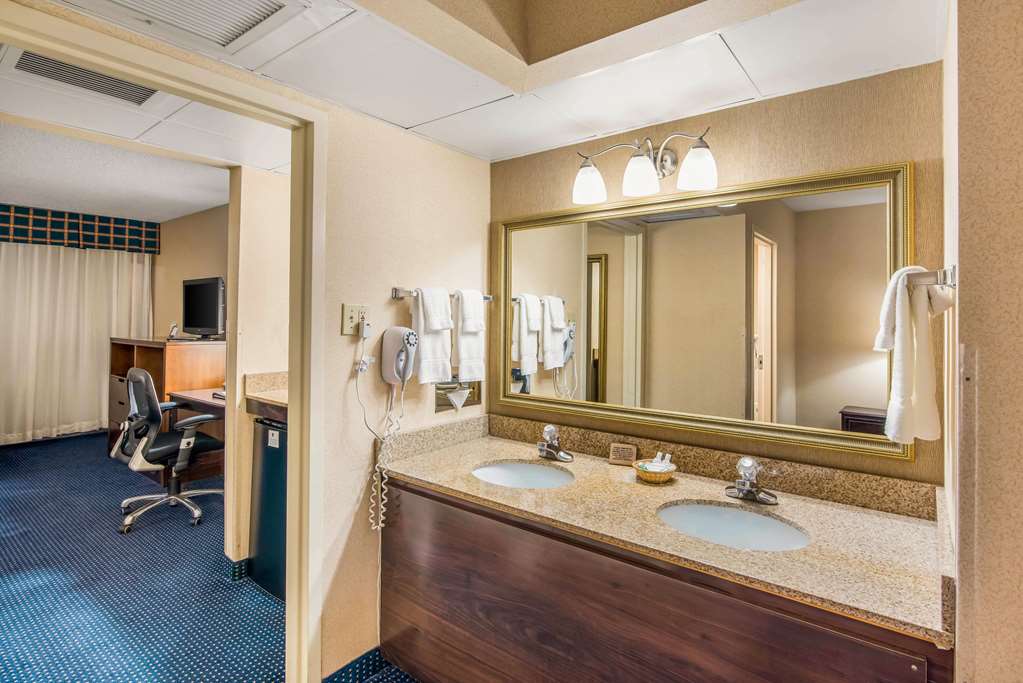 Clarion Inn Grand Junction - photo 33