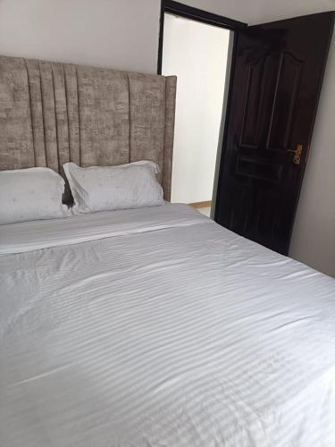 Pazuri Apartment