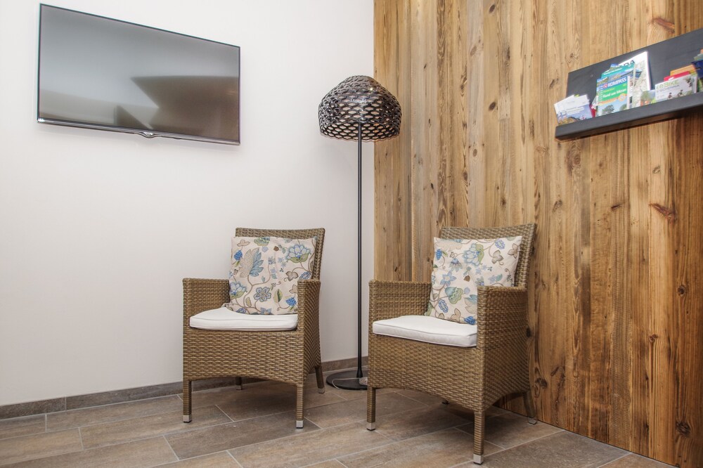 Apartment Hotel Christine in Avelengo, Italy