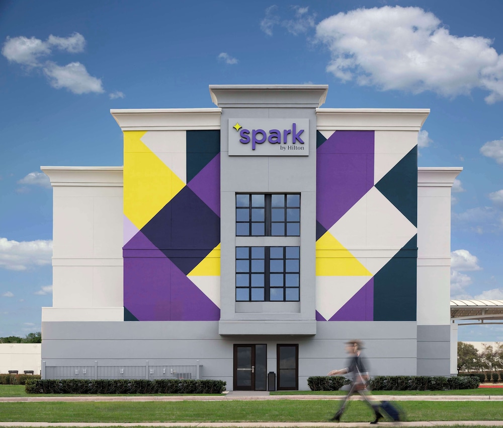 Spark by Hilton Houston Bush Intercontinental Airport - photo 16