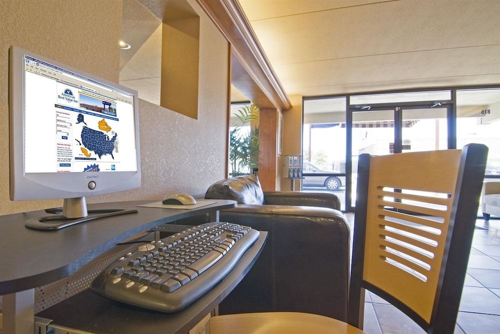 Americas Best Value Inn and Suites Conway - photo 2