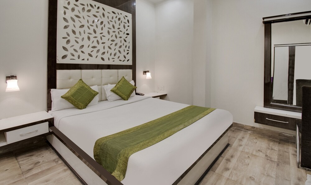 Treebo Trend Royale Inn in Meerut, India