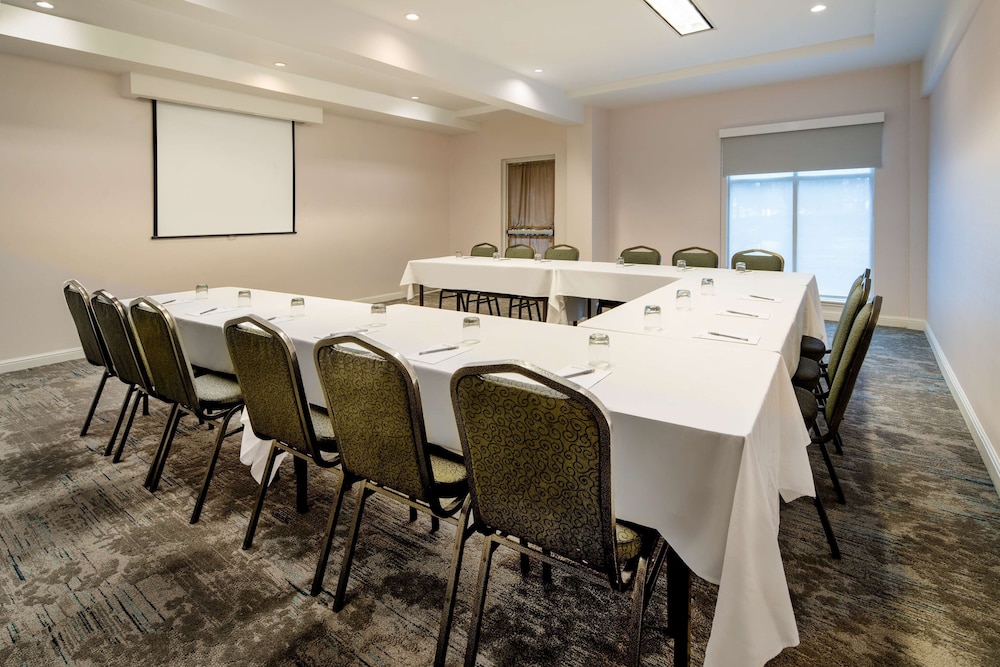 Hilton Garden Inn Folsom - photo 46