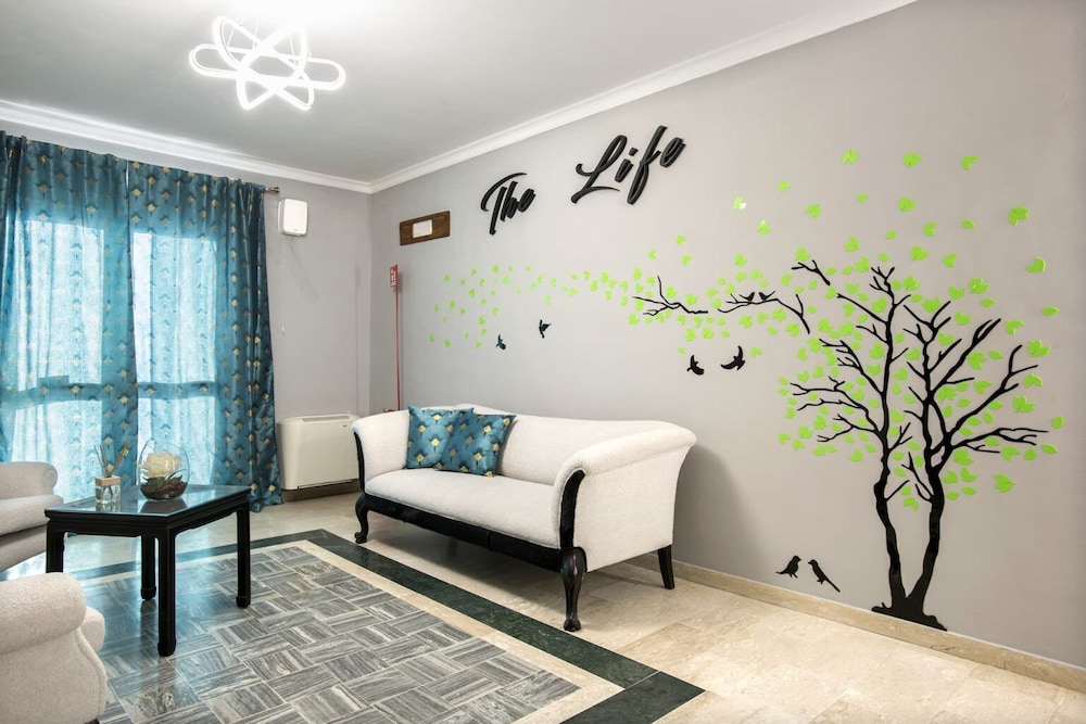 The Life Hotel — Marcellina — photo 5