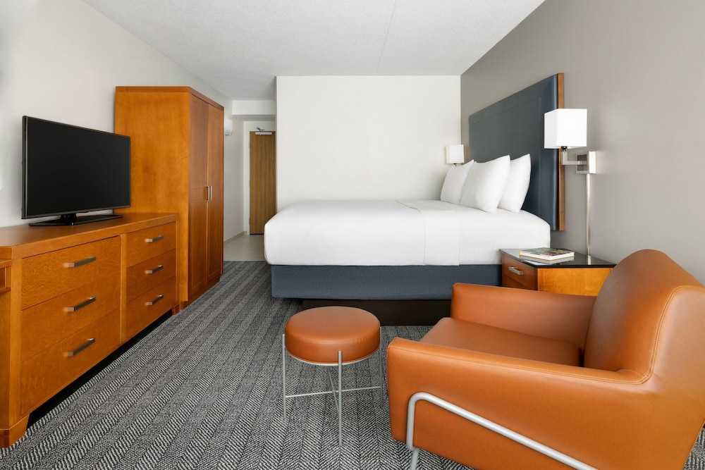 Courtyard by Marriott Montvale - photo 3