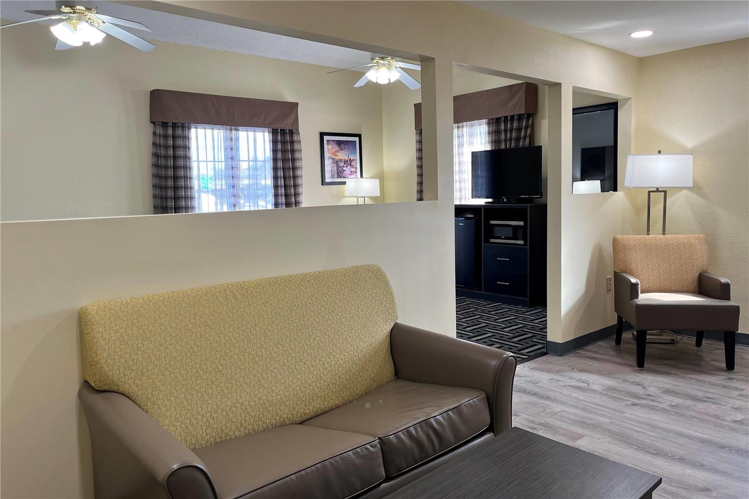 Baymont by Wyndham Indianapolis Airport Lynhurst - photo 18