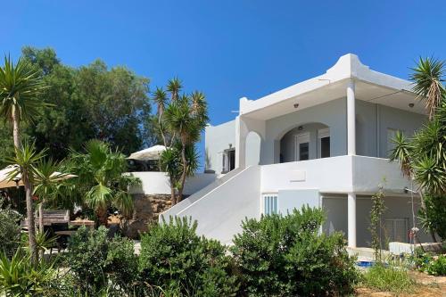 Villa Memories — 4-Star Luxury Hotel in Palaiochora, Greece