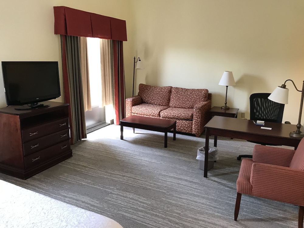 Hampton Inn & Suites Lamar - photo 63
