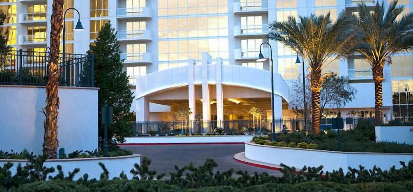 BlueChip at The Signature - photo 3