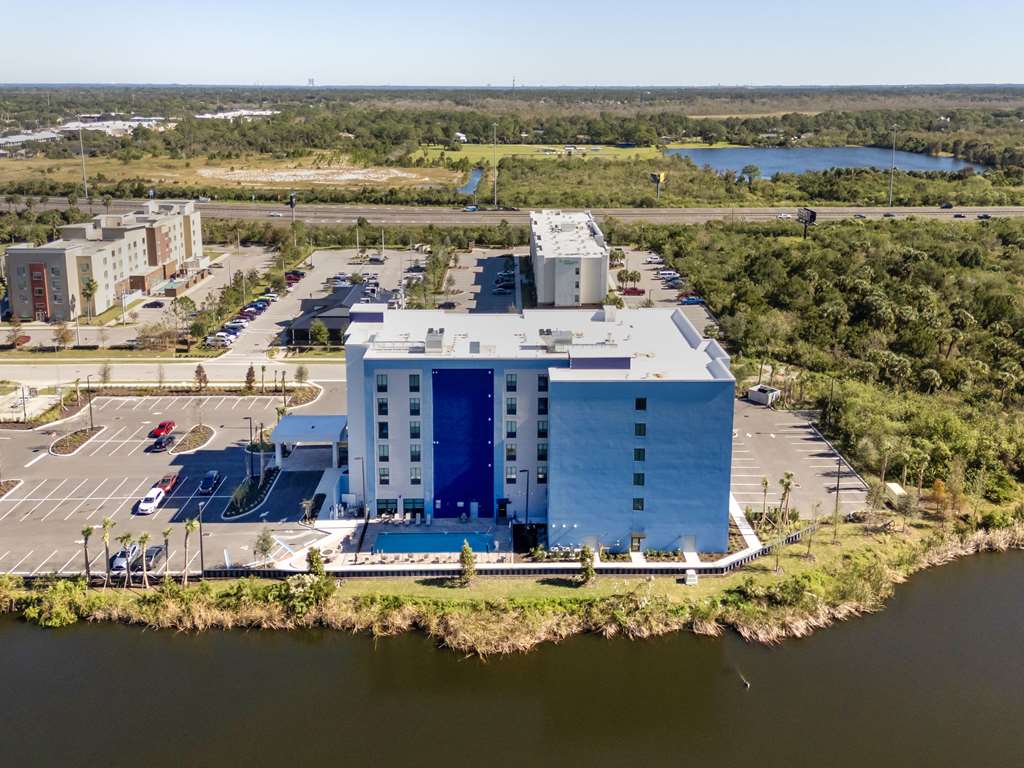 Comfort Suites Titusville near Kennedy Space Center - photo 7