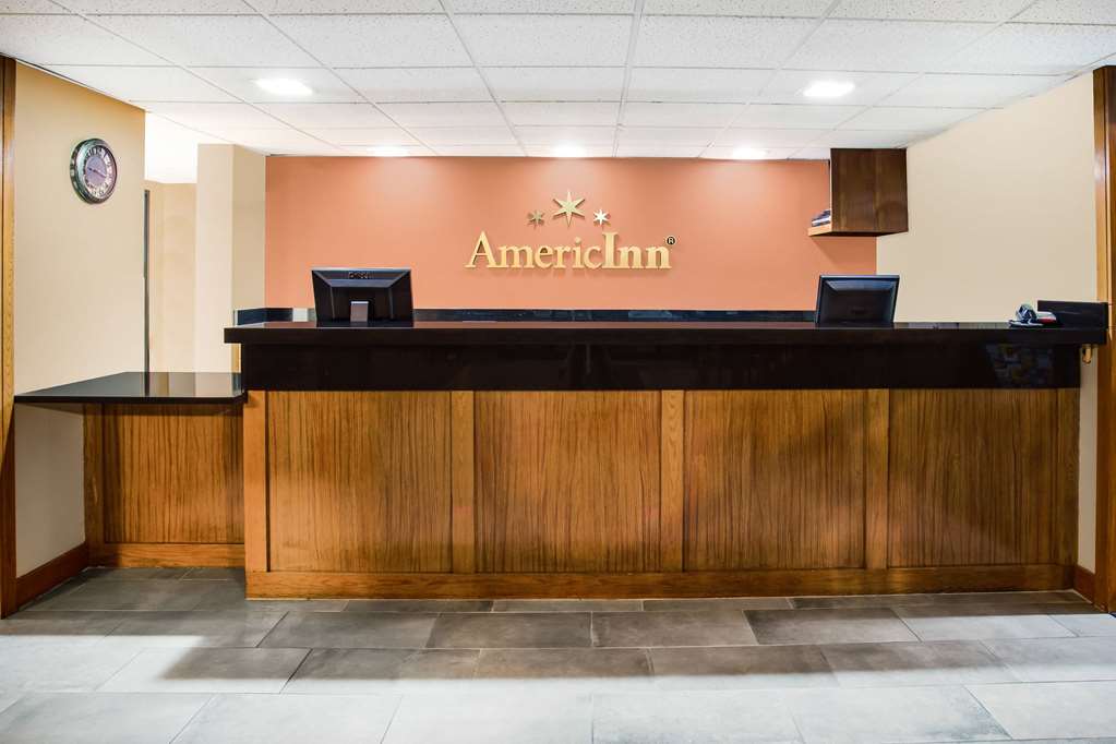 AmericInn by Wyndham Menomonie - photo 4