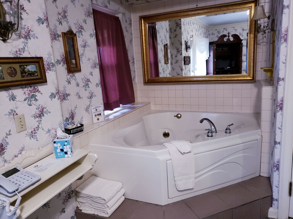 Lowell Inn - photo 52