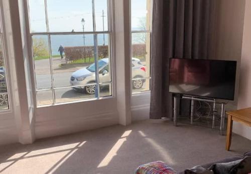 Crescent View Panoramic sea views