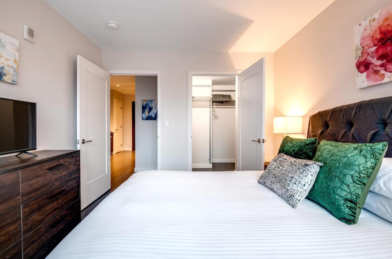 Luxury Apt in the Heart of Seaport — 4-Star Luxury Hotel in Boston, United States