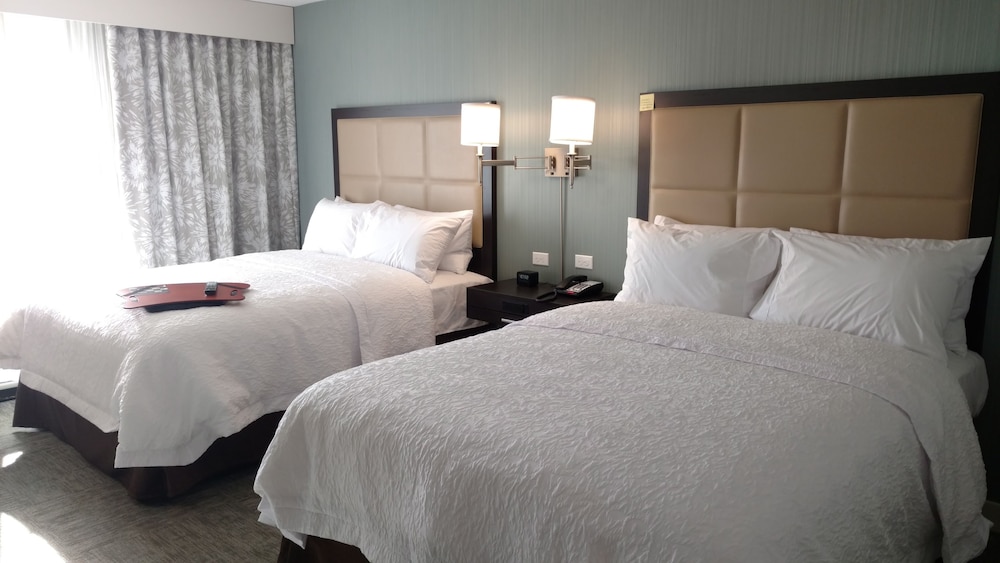Hampton Inn Suffolk - photo 13