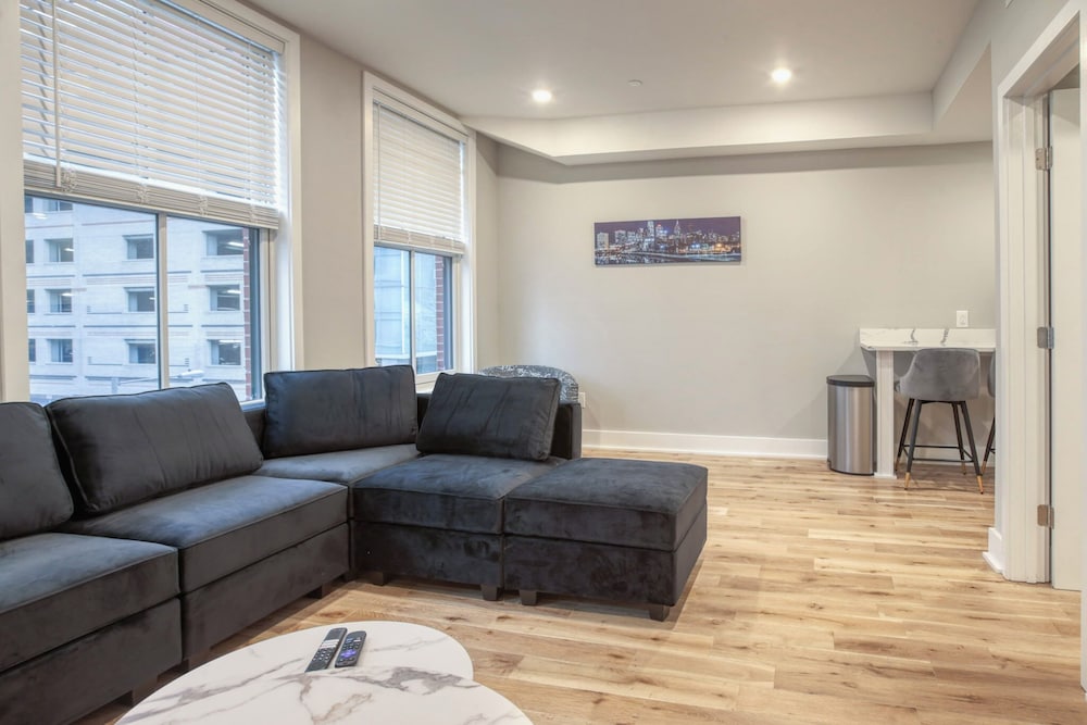 One Sky Loft - photo 32
