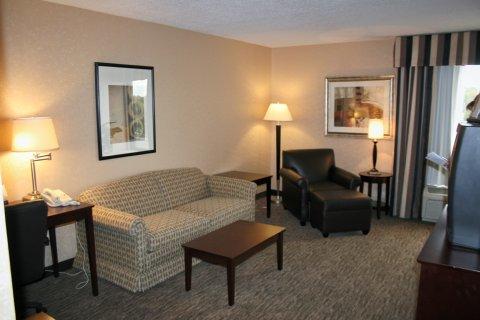 Holiday Inn Express Seaford Route 13 - photo 9