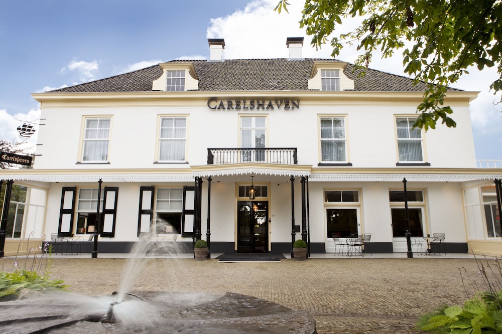Landgoed Hotel Restaurant Carelshaven — Delden