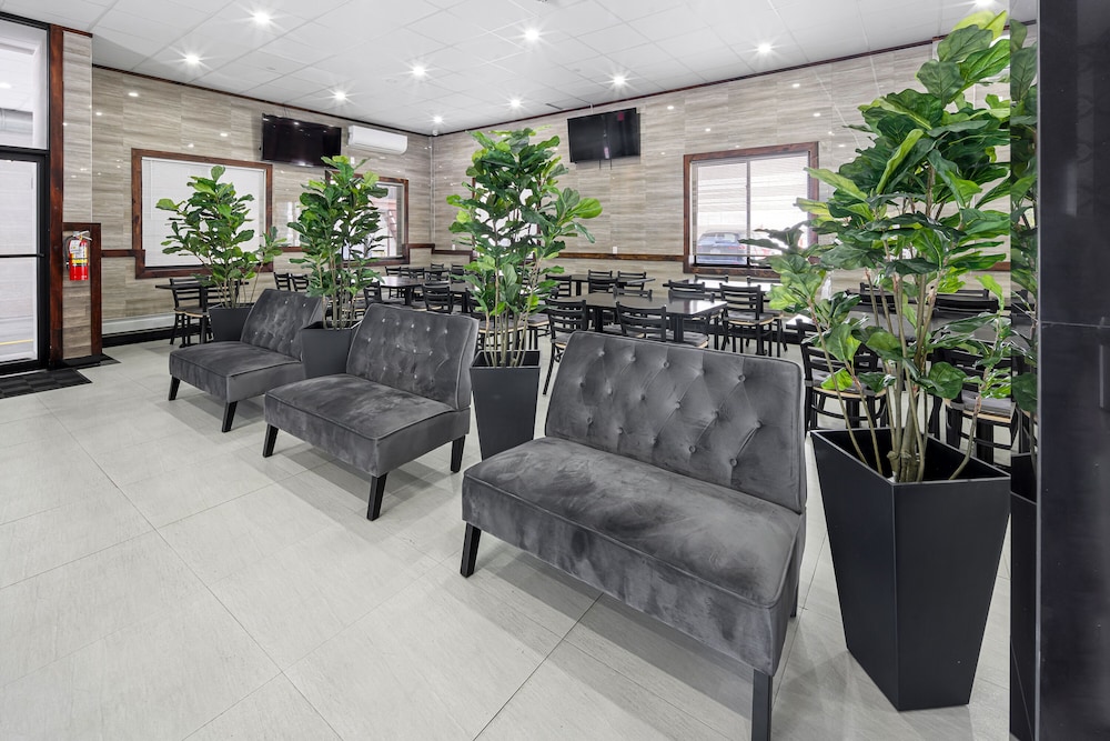 Highbridge Hotel - photo 7