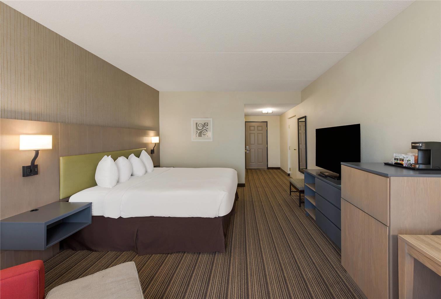Country Inn & Suites by Radisson Findlay OH - photo 29
