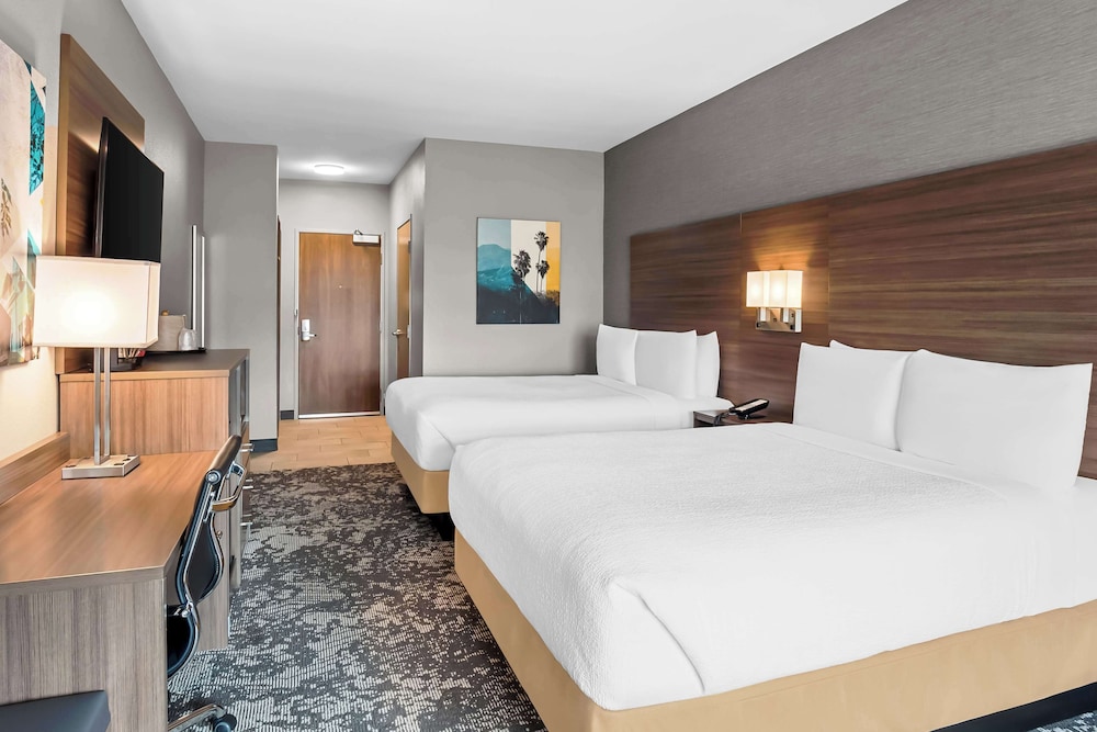 Best Western San Bernardino Hotel - photo 12
