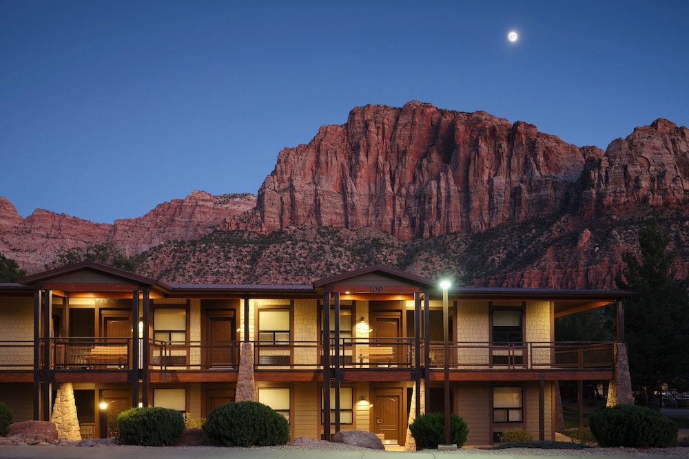 Red Cliffs Lodge Zion A Tribute Portfolio Hotel Marriott Bonvoy - photo 77