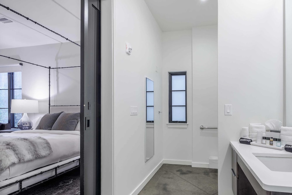 121 Hotel - photo 213