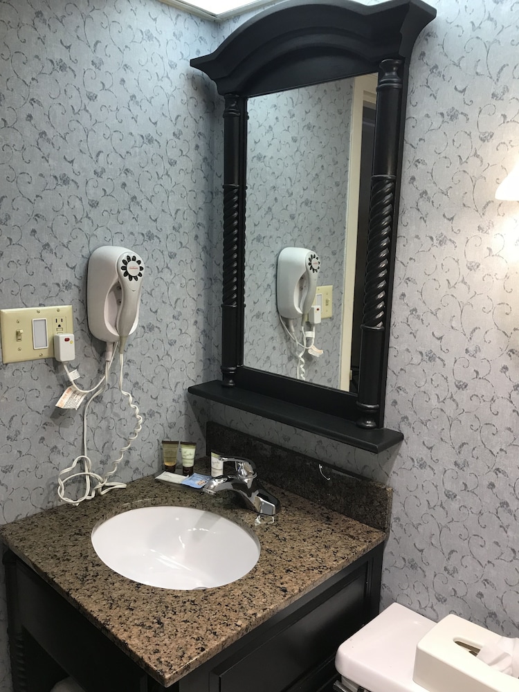 Heritage Hotel Lancaster - photo 13