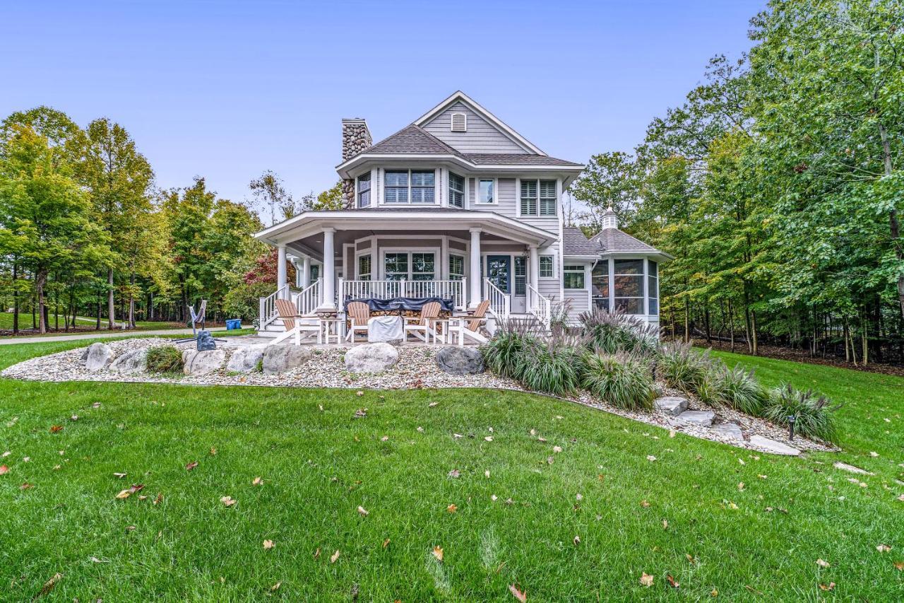 Park Place in South Haven, United States