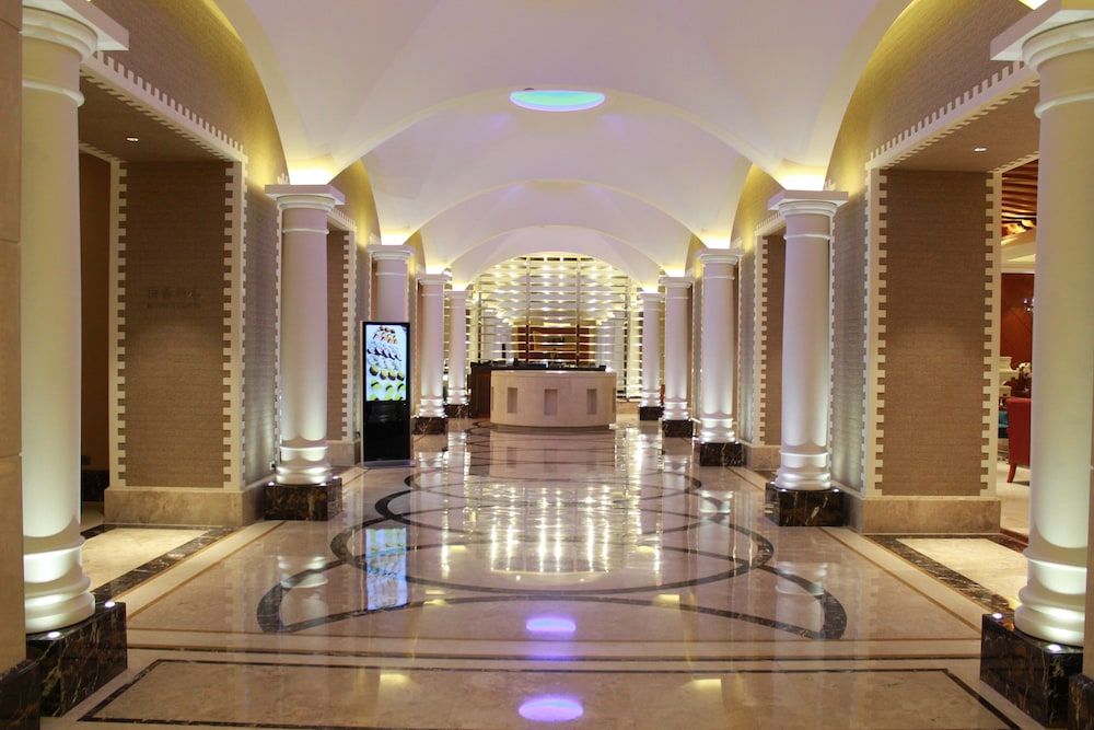 Grand Skylight International Hotel Wuhai in Wuhai, People's Republic of China