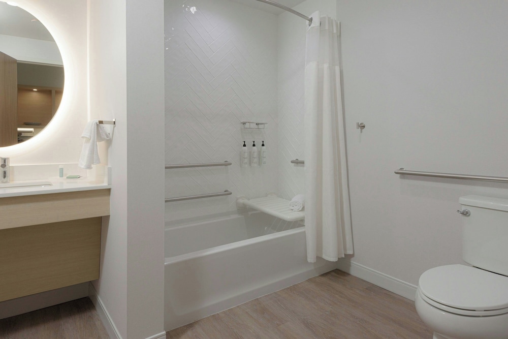 Towneplace Suites By Marriott Cincinnati Oakley - photo 27