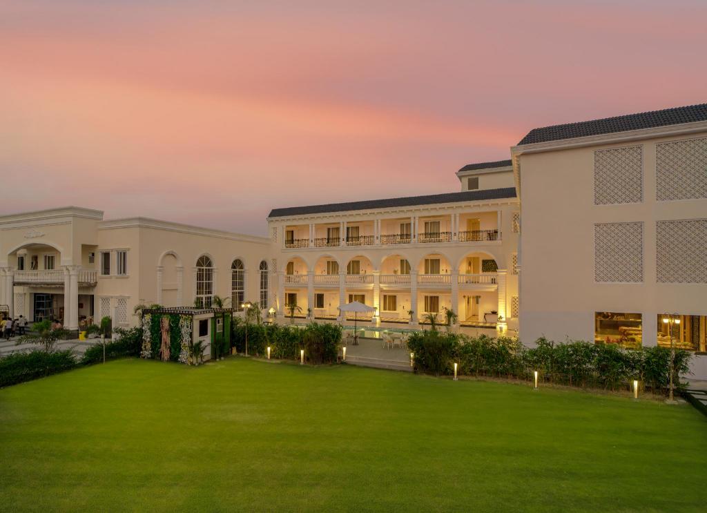 Rudra Imperial Resort in Sitapur, India