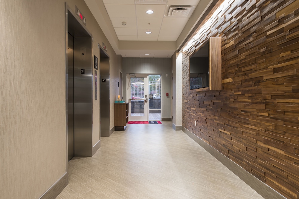 Hampton Inn Greenville I 385 Haywood Mall - photo 22