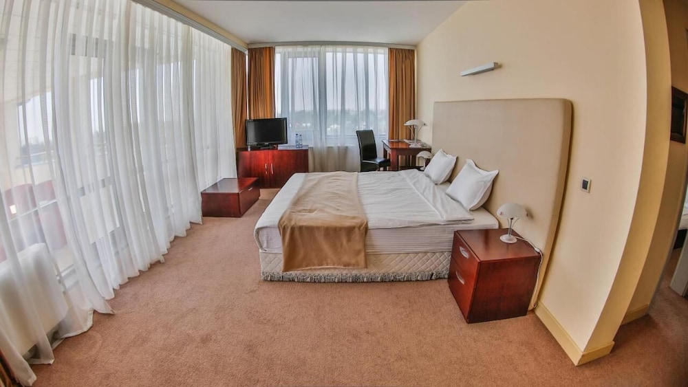 Kur Hotel — Mingelchaur — photo 4