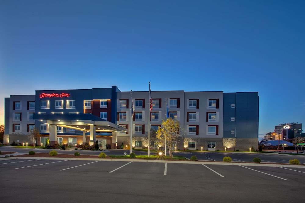 Hampton Inn by Hilton Green Bay Stadium - photo 32