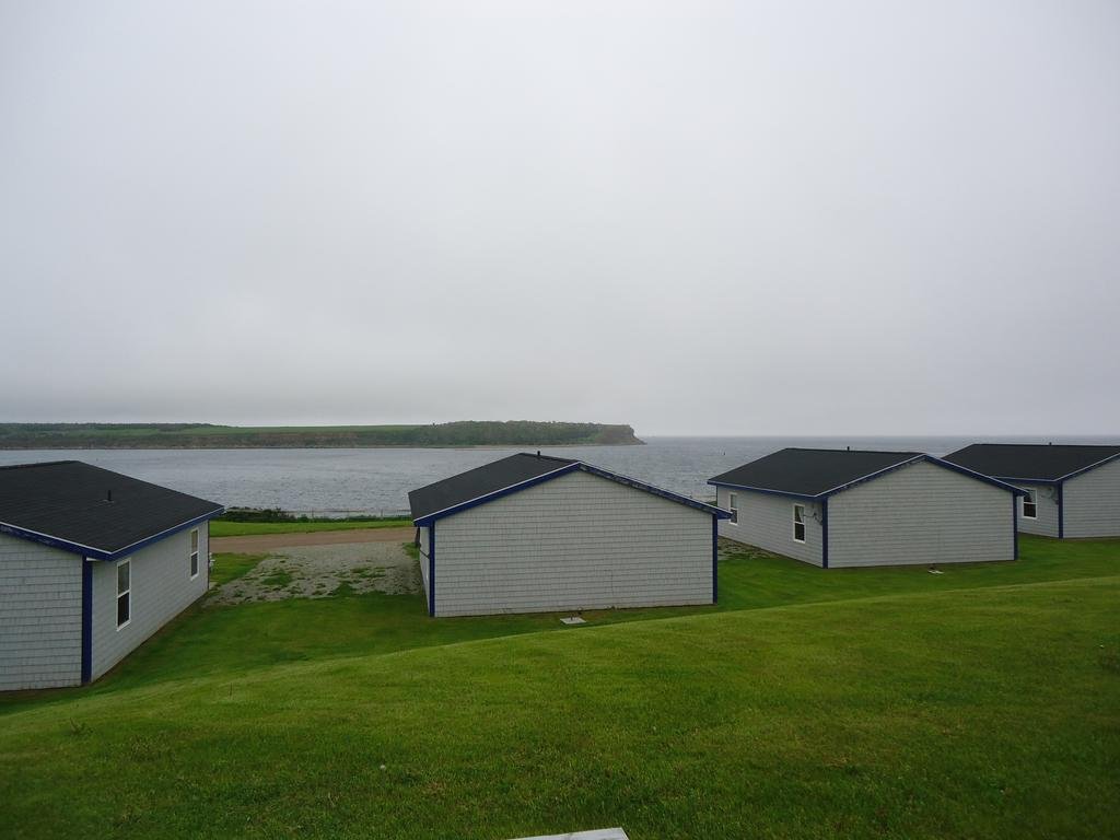 Ocean View Motel & Chalets in Sydney, Canada